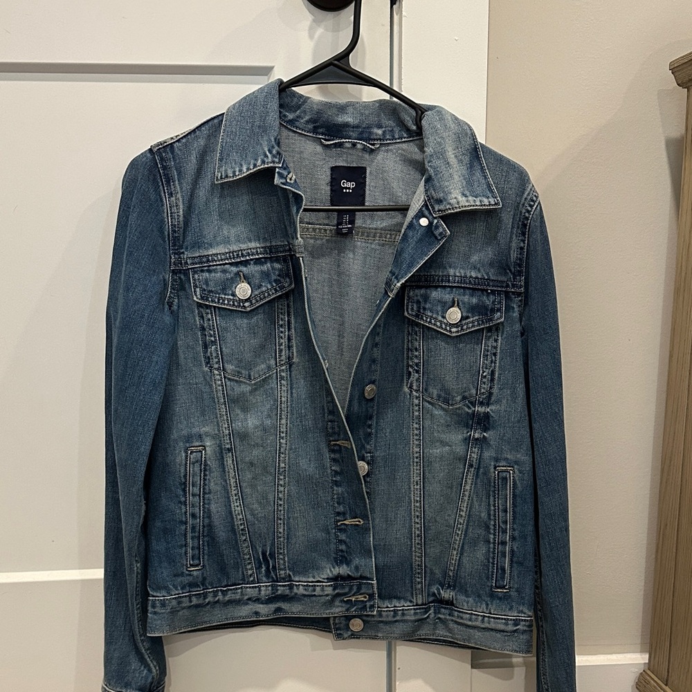 GAP Classic Blue Denim Jacket